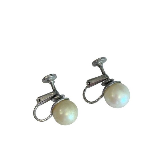Unbranded Jewelry - Vintage 1960s Faux Pearl Screwback Non-Pierced Earrings 3/8" Silvertone